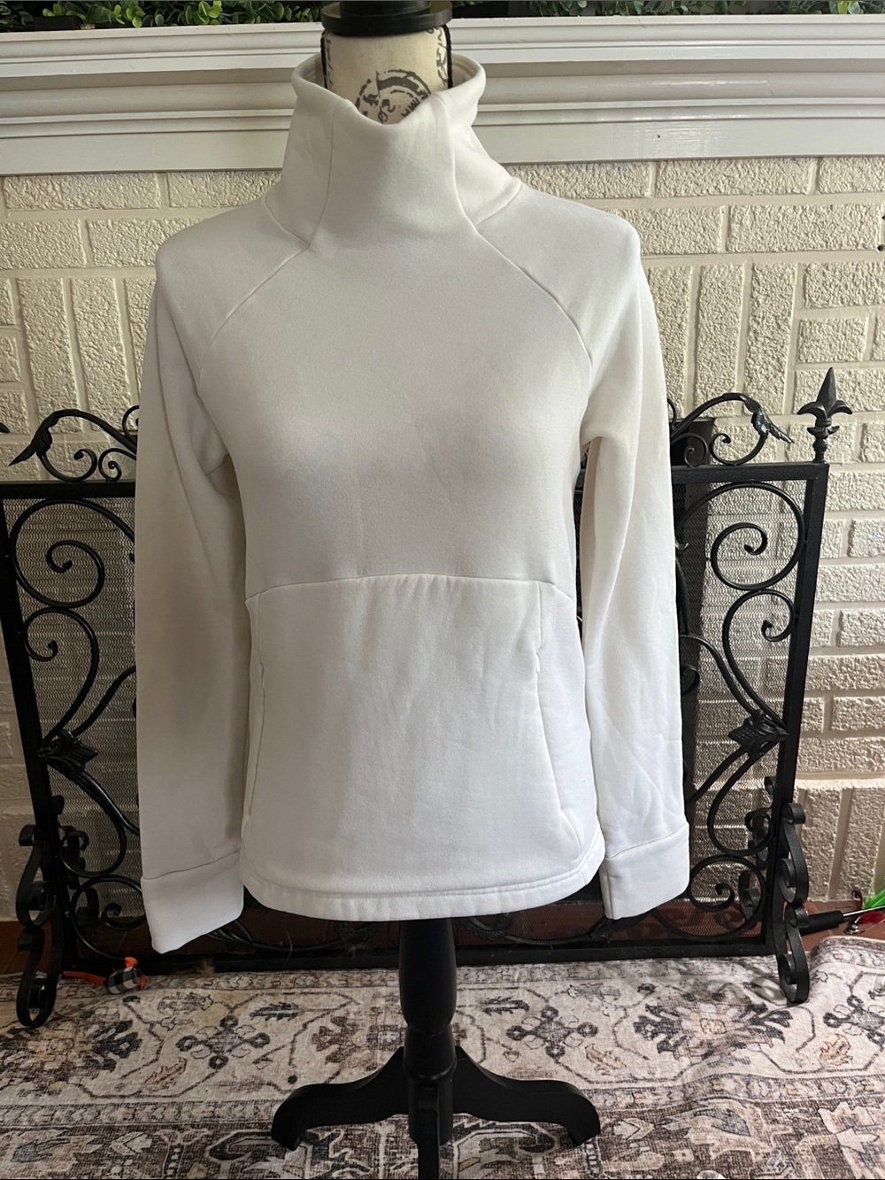 ATHLETA Funnel Neck Pullover